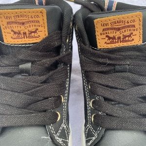 Toddler boys Levi branded  shoe.